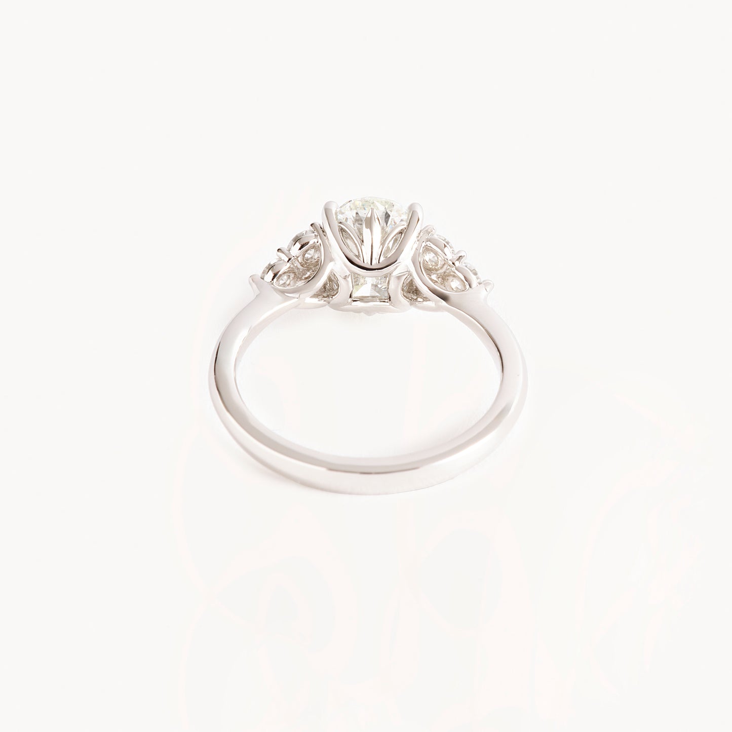 ESV 2.01 Carat Oval Diamond Ring