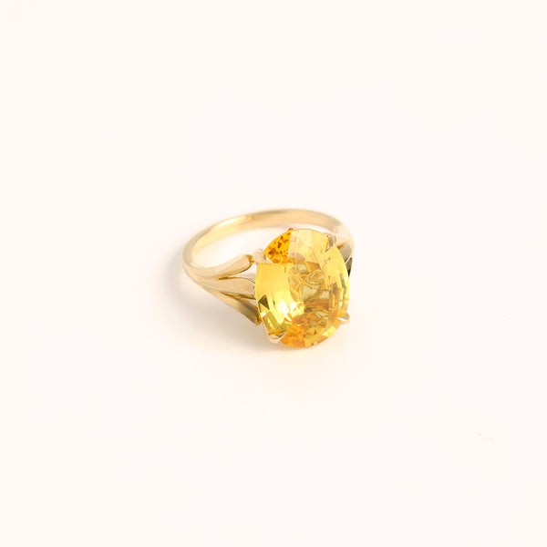 18K Yellow Sapphire Ring