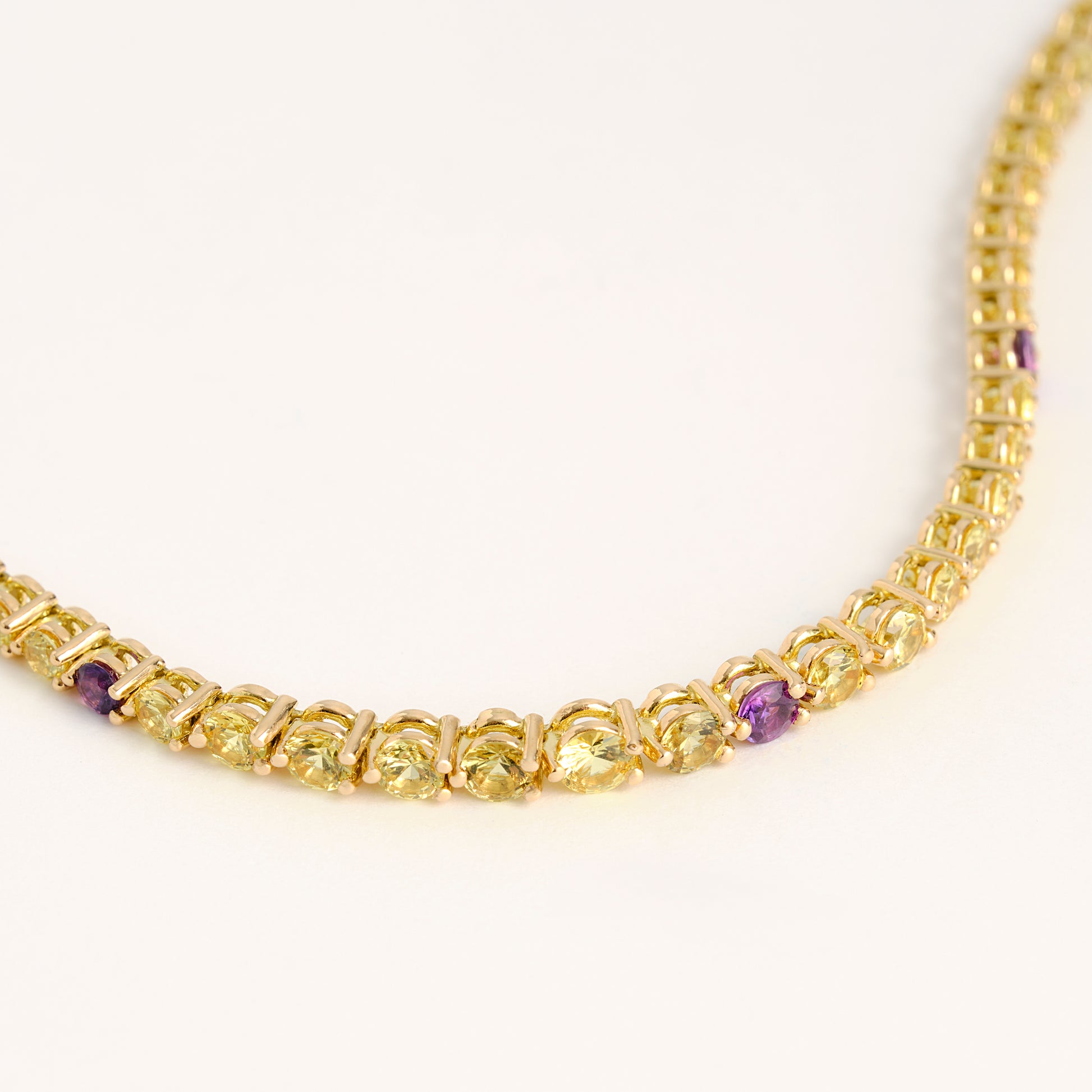 Image 6: 18K Yellow and Purple Sapphire Tennis Bracelet