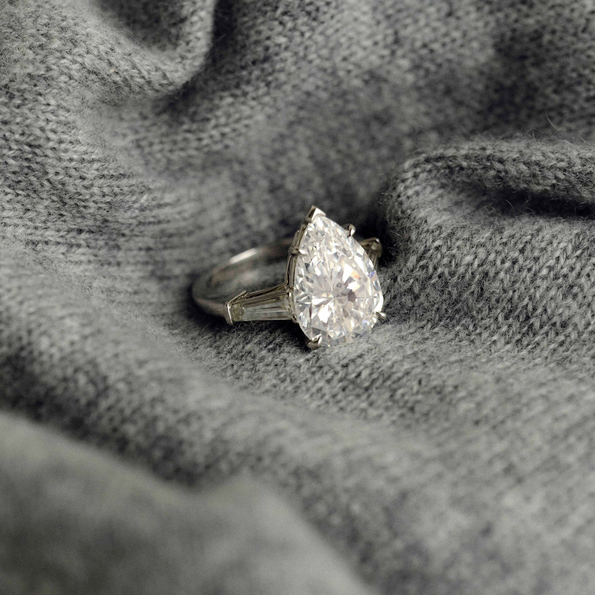 Image 4: Pear Diamond Ring