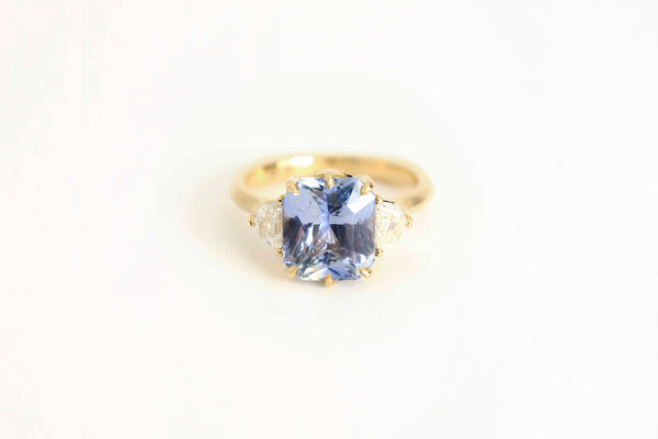 Bicolor Sapphire & Diamond Ring