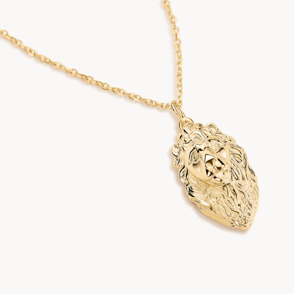 Commodore pendant in gold