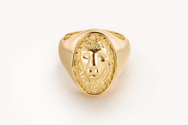 Commodore signet ring in gold
