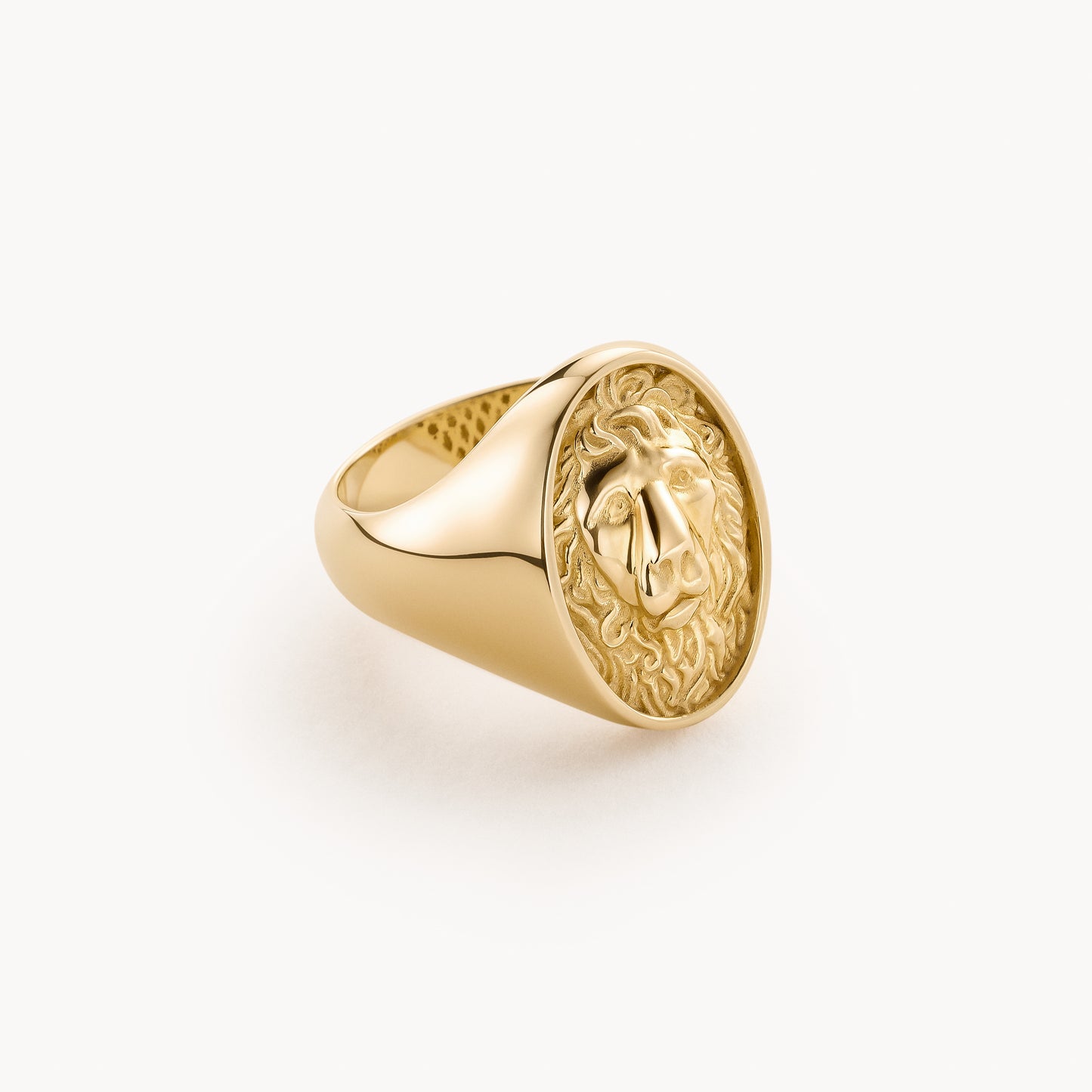 Commodore signet ring in gold