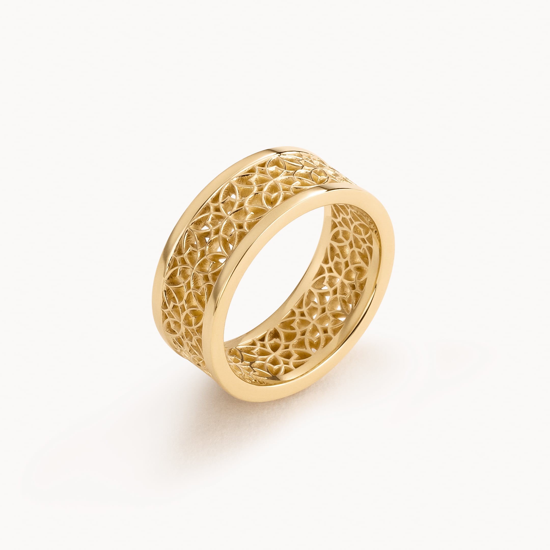 Oak Sitting thick band ring