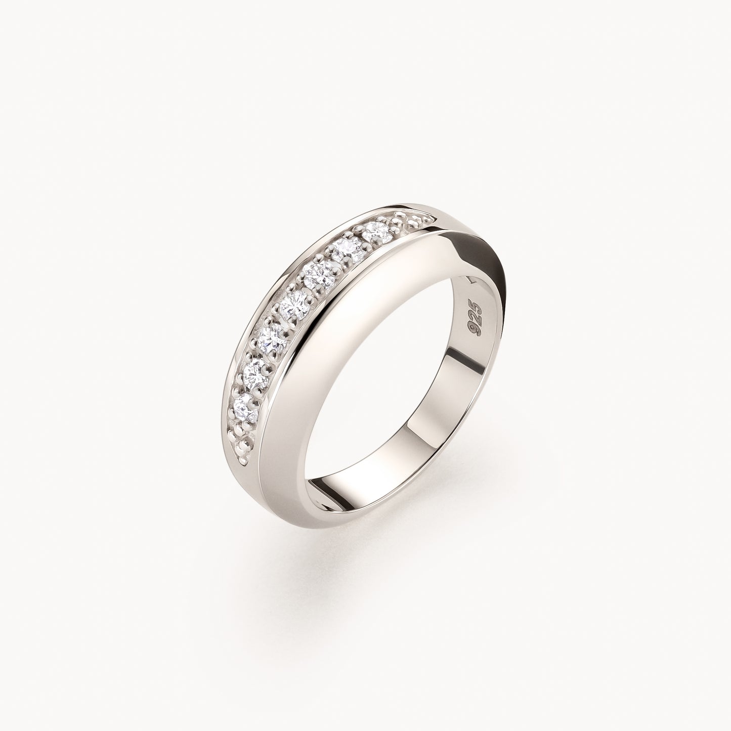 Stuyvesant ring in diamond and silver