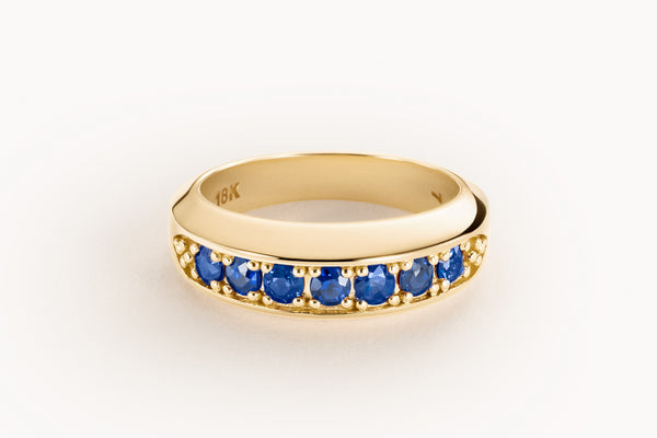 Stuyvesant ring in sapphire