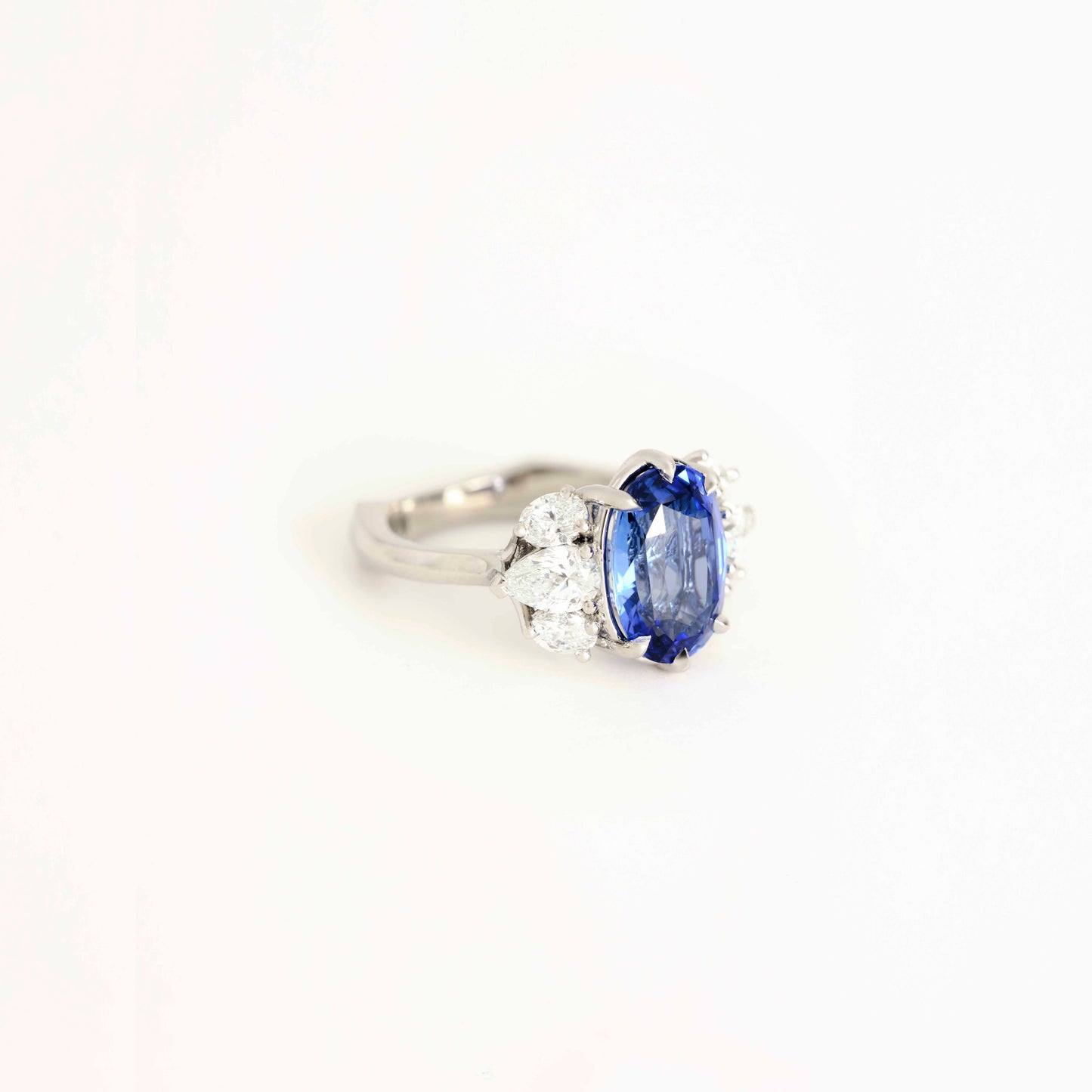 Oval Sapphire & Diamond Ring 