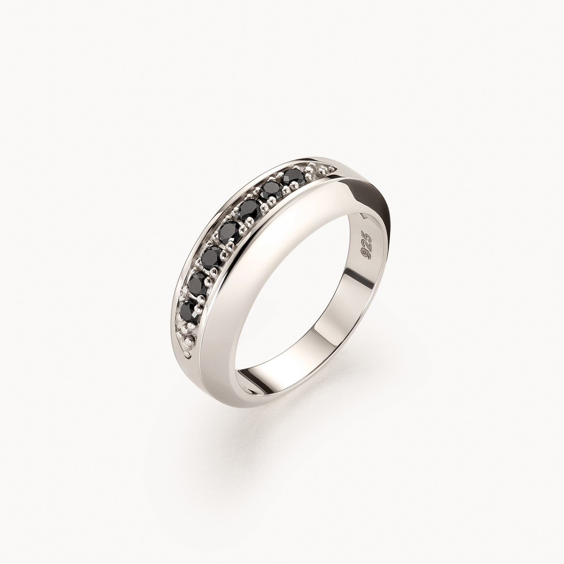 Image 2: Silver Black Diamond Ring