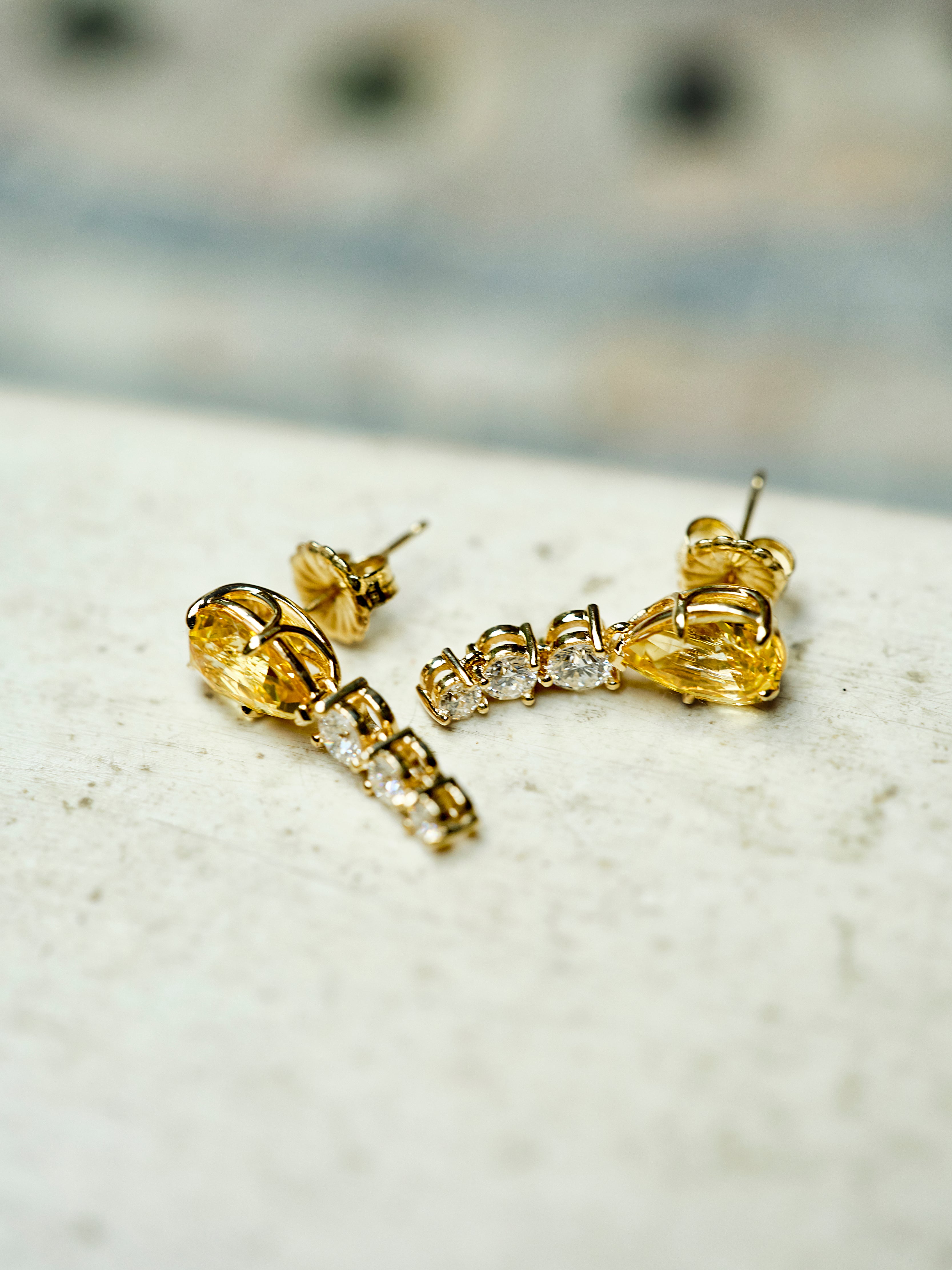 Sapphire_Pear_Earrings 1