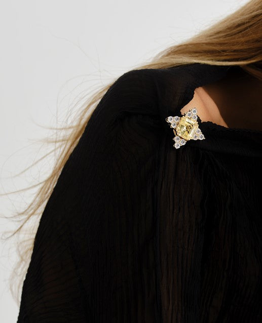 Image 7: 18K Yellow Sapphire and Diamond Brooch